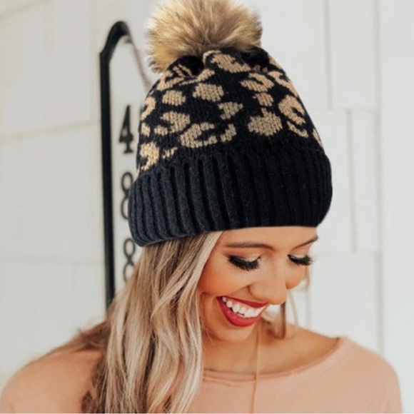 KHAKI Leopard Print Pom Knit Hat - Picture 1 of 1